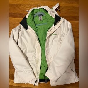 Patagonia women’s 3 in 1 snowbelle jacket